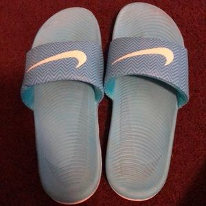 Nike slides